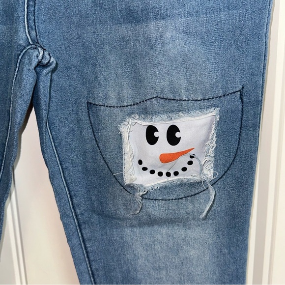 Snowman face distressed medium wash fashion jeans women S - Picture 5 of 13
